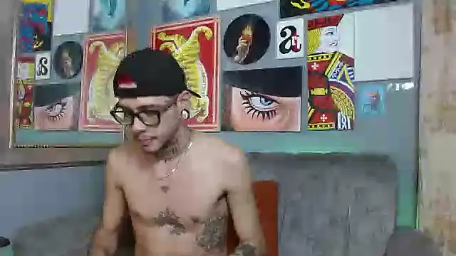 MurdockH online show from 09-17-25, 04:14