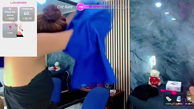 Isalombardi online show from 03-13-25, 03:33