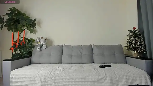 NicoleLuv online show from 12-26-24, 04:14