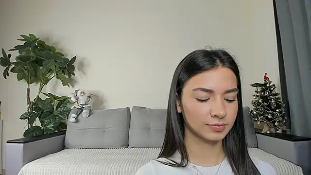 NicoleLuv online show from 01-03-25, 01:03