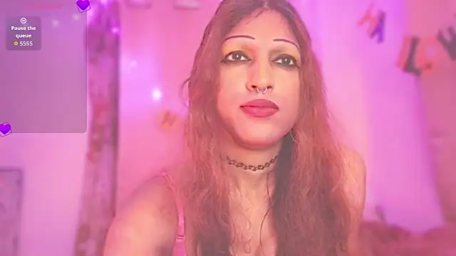 Snapshot of MmmMonikaBabie chatting on 11-15-25, 07:10 MmmMonikaBabie online show from 11-15-25, 07:10