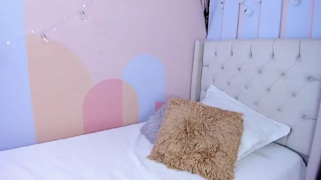 MeganCherryy online show from 11-09-25, 04:11