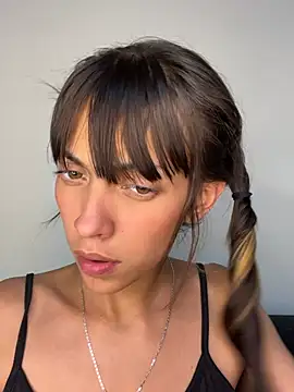 MiaGoth  online show from 07-03-26, 05:47