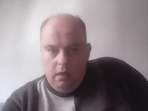 Snapshot of bigi441980 chatting on 09-26-25, 09:35 bigi441980 online show from 09-26-25, 09:35