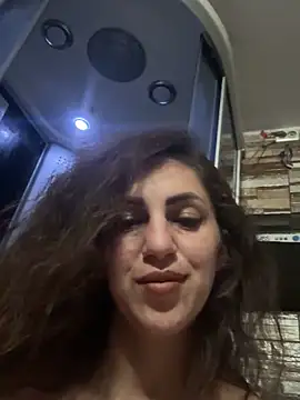 EmaSkyes online show from 10-11-25, 05:44