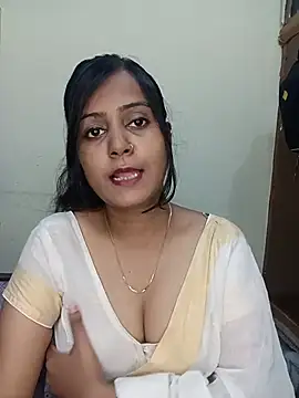 Snapshot of Miss-Riyasingh chatting on 07-12-26, 01:35 Miss-Riyasingh online show from 07-12-26, 01:35