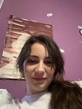 Snapshot of BelleSkye chatting on 03-15-25, 02:34 BelleSkye online show from 03-15-25, 02:34