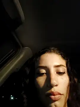 aurelialux online show from 01-19-25, 04:12