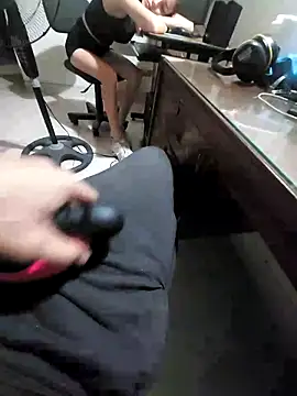 aurelialux online show from 02-15-25, 04:14