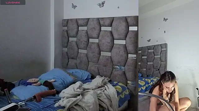 Snapshot of aurelialux chatting on 02-06-26, 08:45 aurelialux online show from 02-06-26, 08:45