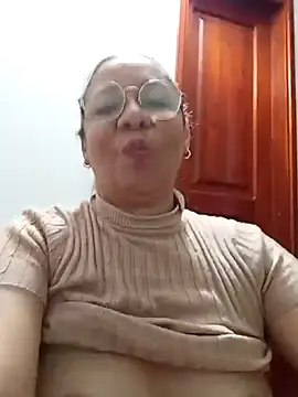 Snapshot of MATTHEW_MRANDA chatting on 03-18-25, 12:16 MATTHEW MRANDA online show from 03-18-25, 12:16