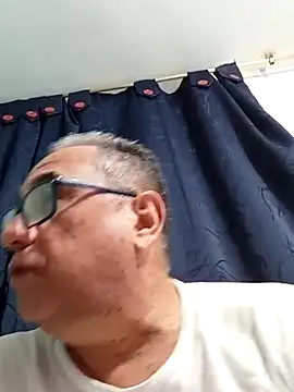 Snapshot of MATTHEW_MRANDA chatting on 10-08-25, 03:26 MATTHEW MRANDA online show from 10-08-25, 03:26