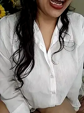 kaamuk shweta online show from 10-04-25, 09:18