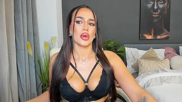 Sonia  Rey online show from 11-15-25, 07:21