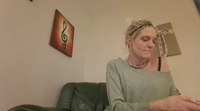 AddieAssets online show from 12-26-24, 06:09