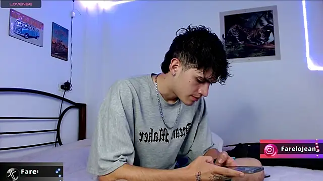 jeanfarelo online show from 12-20-24, 10:16