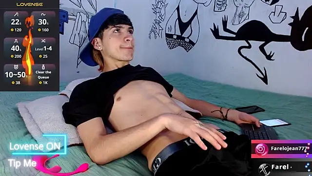 Snapshot of jeanfarelo chatting on 02-16-26, 10:00 jeanfarelo online show from 02-16-26, 10:00