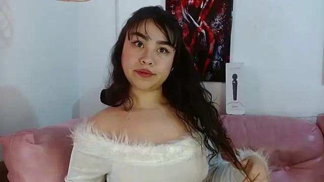 Snapshot of hinataleecs chatting on 11-30-25, 06:56 hinataleecs online show from 11-30-25, 06:56