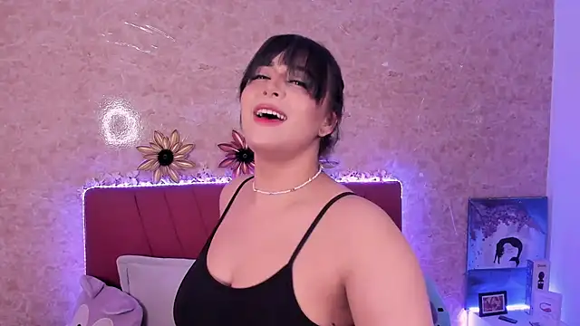 Snapshot of LorenaStevens chatting on 03-13-25, 03:22 LorenaStevens online show from 03-13-25, 03:22