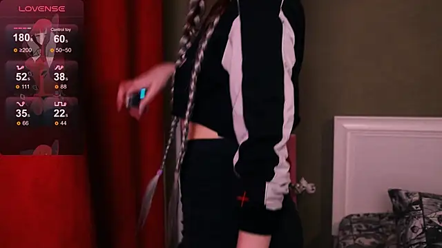 Snapshot of Kimiko__ chatting on 11-29-25, 09:07 Kimiko online show from 11-29-25, 09:07