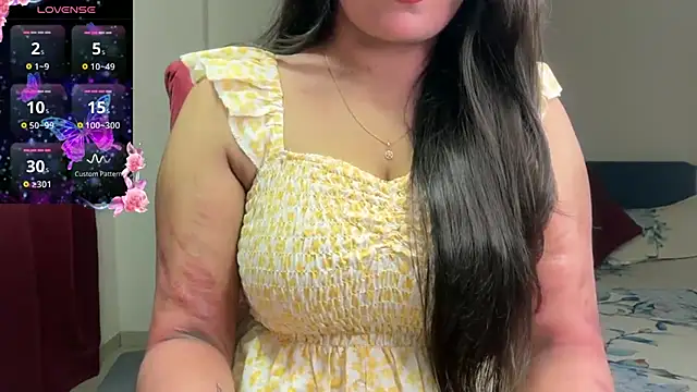Snapshot of nandini_7 chatting on 10-12-25, 05:45 nandini 7 online show from 10-12-25, 05:45