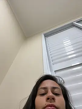 Snapshot of Blue_butterfly chatting on 12-04-25, 02:10 Blue butterfly online show from 12-04-25, 02:10