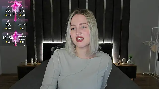 Snapshot of _Sarah_Soul_ chatting on 01-24-25, 12:42 Sarah Soul online show from 01-24-25, 12:42