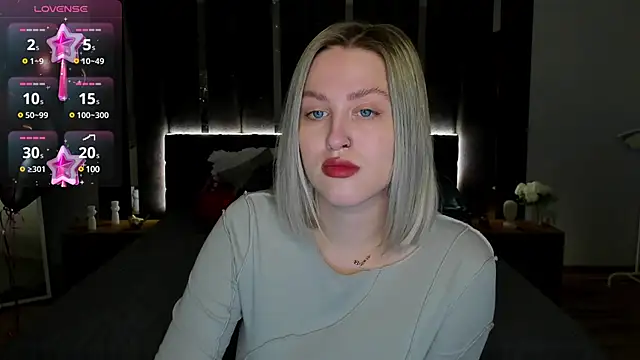 Snapshot of _Sarah_Soul_ chatting on 02-22-25, 12:38 Sarah Soul online show from 02-22-25, 12:38