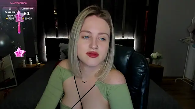 Snapshot of _Sarah_Soul_ chatting on 02-27-25, 12:54 Sarah Soul online show from 02-27-25, 12:54