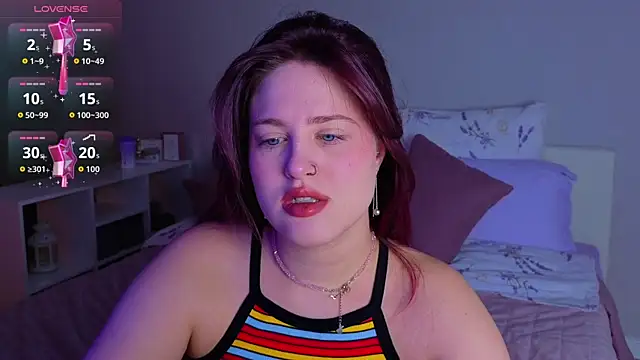 Snapshot of _Sarah_Soul_ chatting on 12-14-25, 11:20 Sarah Soul online show from 12-14-25, 11:20