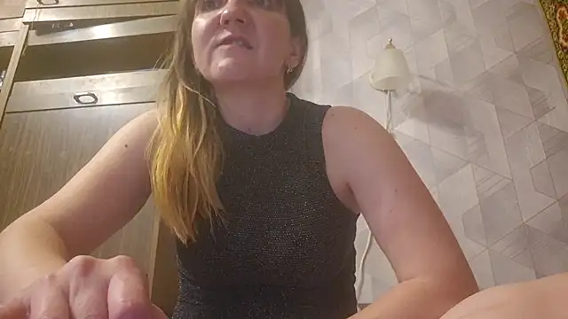 EstrellaWalters online show from 05-22-26, 05:51