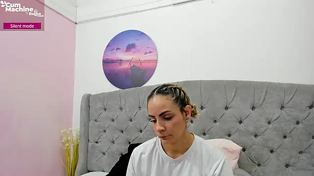 Snapshot of Valesskahall chatting on 11-22-25, 11:09 Valesskahall online show from 11-22-25, 11:09