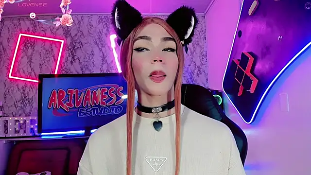 Elissa taylor  online show from 02-07-25, 07:07