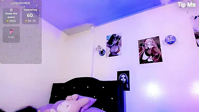 Elissa taylor  online show from 11-19-25, 07:14