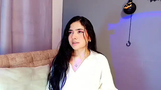 adara johnson   online show from 10-08-25, 11:41