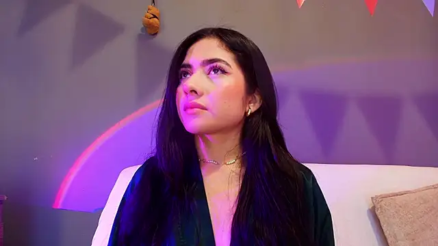 Snapshot of adara_johnson__ chatting on 07-08-26, 11:48 adara johnson online show from 07-08-26, 11:48