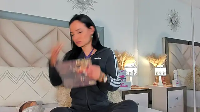 alexa tobar online show from 03-19-25, 03:20