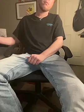 Snapshot of BigJohnson06 chatting on 10-12-25, 11:09 BigJohnson06 online show from 10-12-25, 11:09