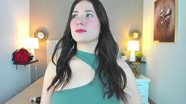 Snapshot of ValeryLovee chatting on 11-16-25, 04:18 ValeryLovee online show from 11-16-25, 04:18