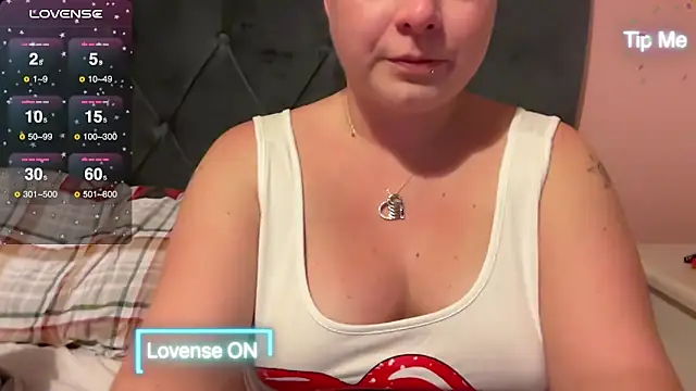 NaughtyWifeUK online show from 12-03-24, 09:34