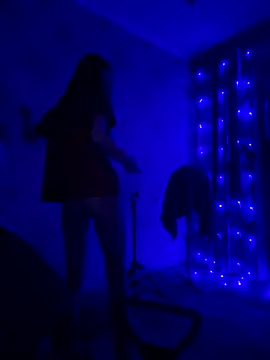 Starry Siren online show from 11-15-25, 05:42