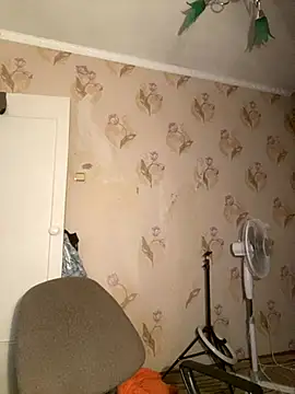 Starry Siren online show from 11-28-25, 03:04