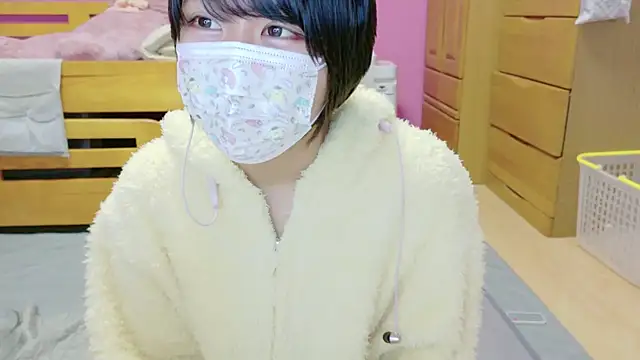 Snapshot of _usya_2525 chatting on 12-18-24, 04:49 usya 2525 online show from 12-18-24, 04:49