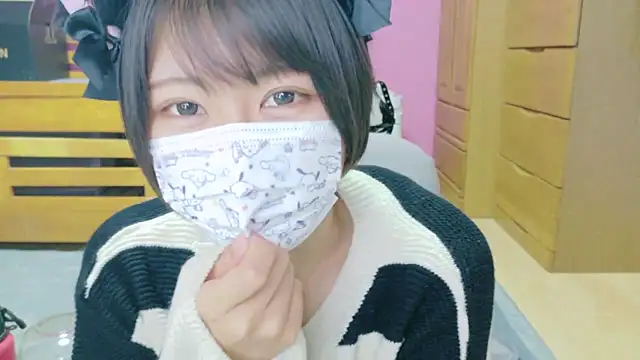 Snapshot of _usya_2525 chatting on 03-18-25, 03:31 usya 2525 online show from 03-18-25, 03:31