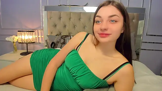 AngelinaWett online show from 02-06-25, 06:40