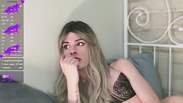 GiselleParton online show from 12-29-24, 02:31