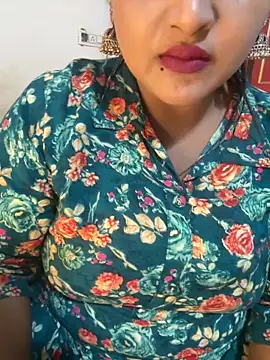 Snapshot of Ayesha_mahi chatting on 11-20-25, 10:15 Ayesha mahi online show from 11-20-25, 10:15