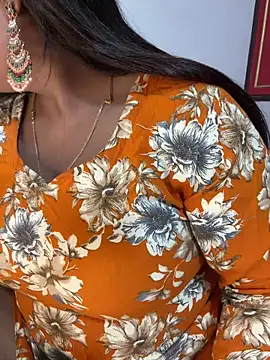 Snapshot of Ayesha_mahi chatting on 03-31-26, 09:10 Ayesha mahi online show from 03-31-26, 09:10