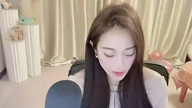 Daisy-77 online show from 01-22-25, 06:41