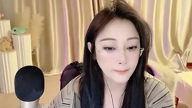 Daisy-77 online show from 03-08-25, 06:16